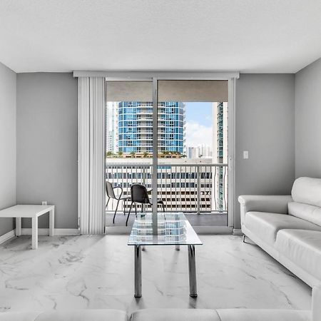 The Club At Brickell Bay Luxury Suites Miami Exteriér fotografie