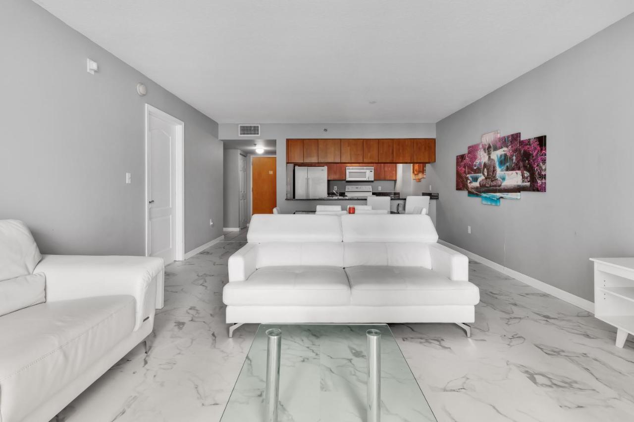 The Club At Brickell Bay Luxury Suites Miami Exteriér fotografie