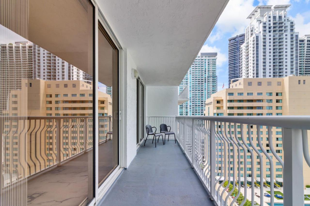 The Club At Brickell Bay Luxury Suites Miami Exteriér fotografie